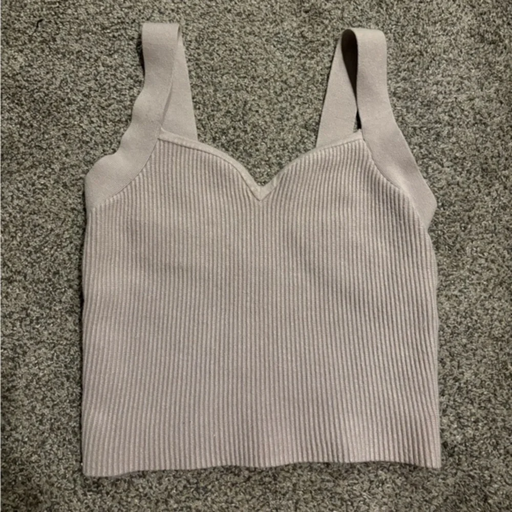 Abercrombie Knit Tank - Picture 1 of 3